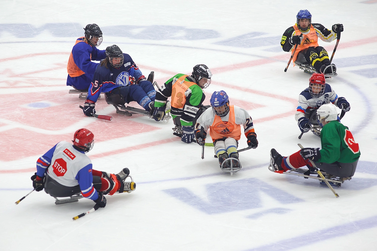 Фестиваль Детской следж-хоккейной лиги в Санкт-Петербурге